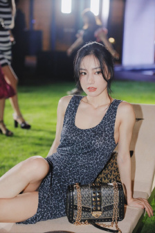 我们的群交经历6男3女